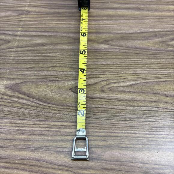 Lufkin 100' Yellow clad steel tape - Picture 6 of 7